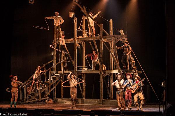 Saloon nouveau spectacle cirque Eloize Saloon nouveau spectacle cirque Eloize