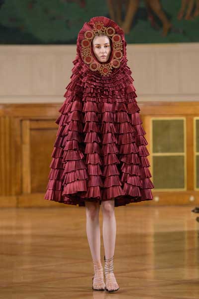 MAURIZIO GALANTE - Fashion Week Haute Couture Paris A-H 19-20 MAURIZIO GALANTE - Fashion Week Haute Couture Paris A-H 19-20