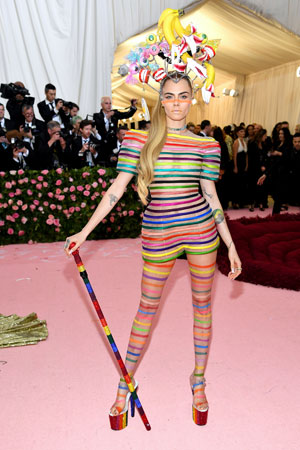 Cara Delevingne au Met Gaga en Dior Cara Delevingne au Met Gaga en Dior