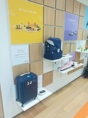Xiaomi boutique Champs-Elysées Paris Xiaomi boutique Champs-Elysées Paris